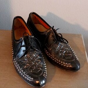 Leather mens black dress shoes